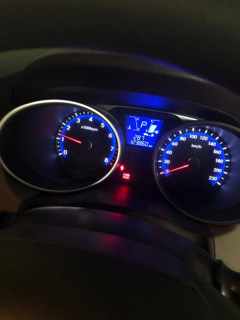 2012 Hyundai Tucson 2.0L GLS AT 2012 Hyundai Tucson 2.0L GLS AT