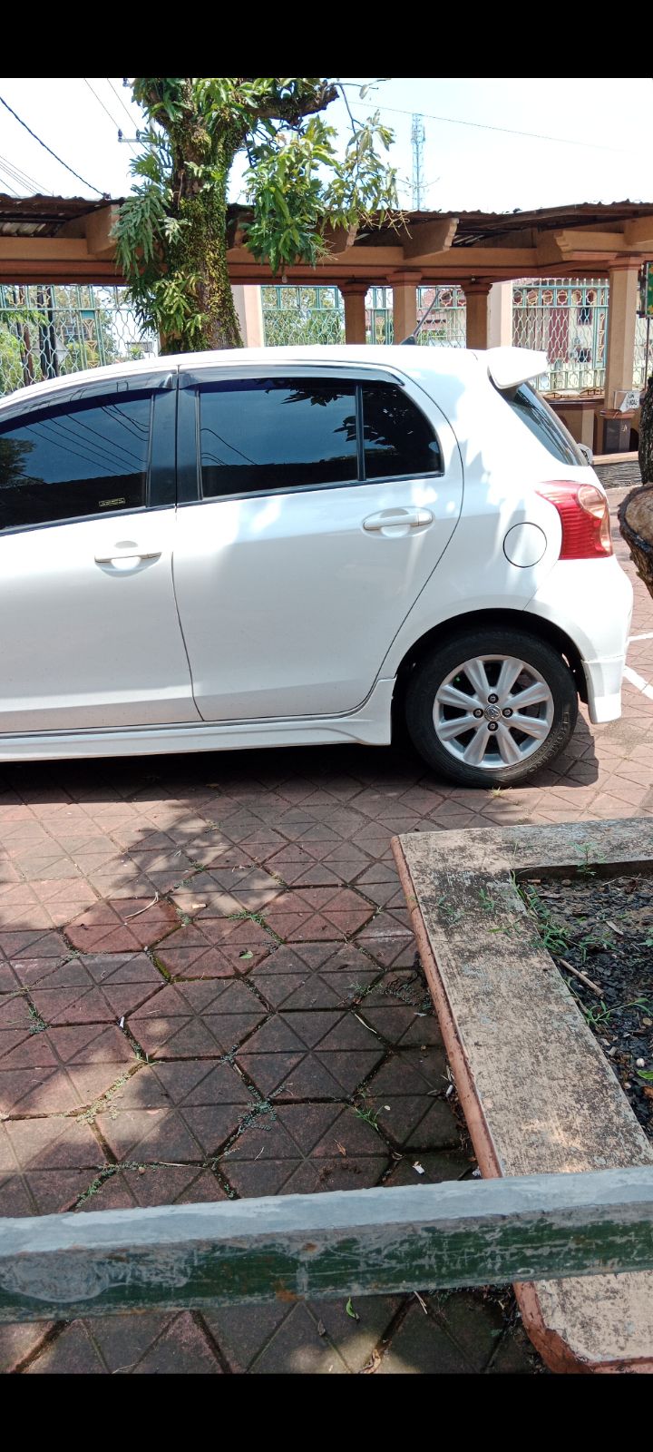 2012 Toyota Yaris E Grade M/T 2012 Toyota Yaris E Grade M/T