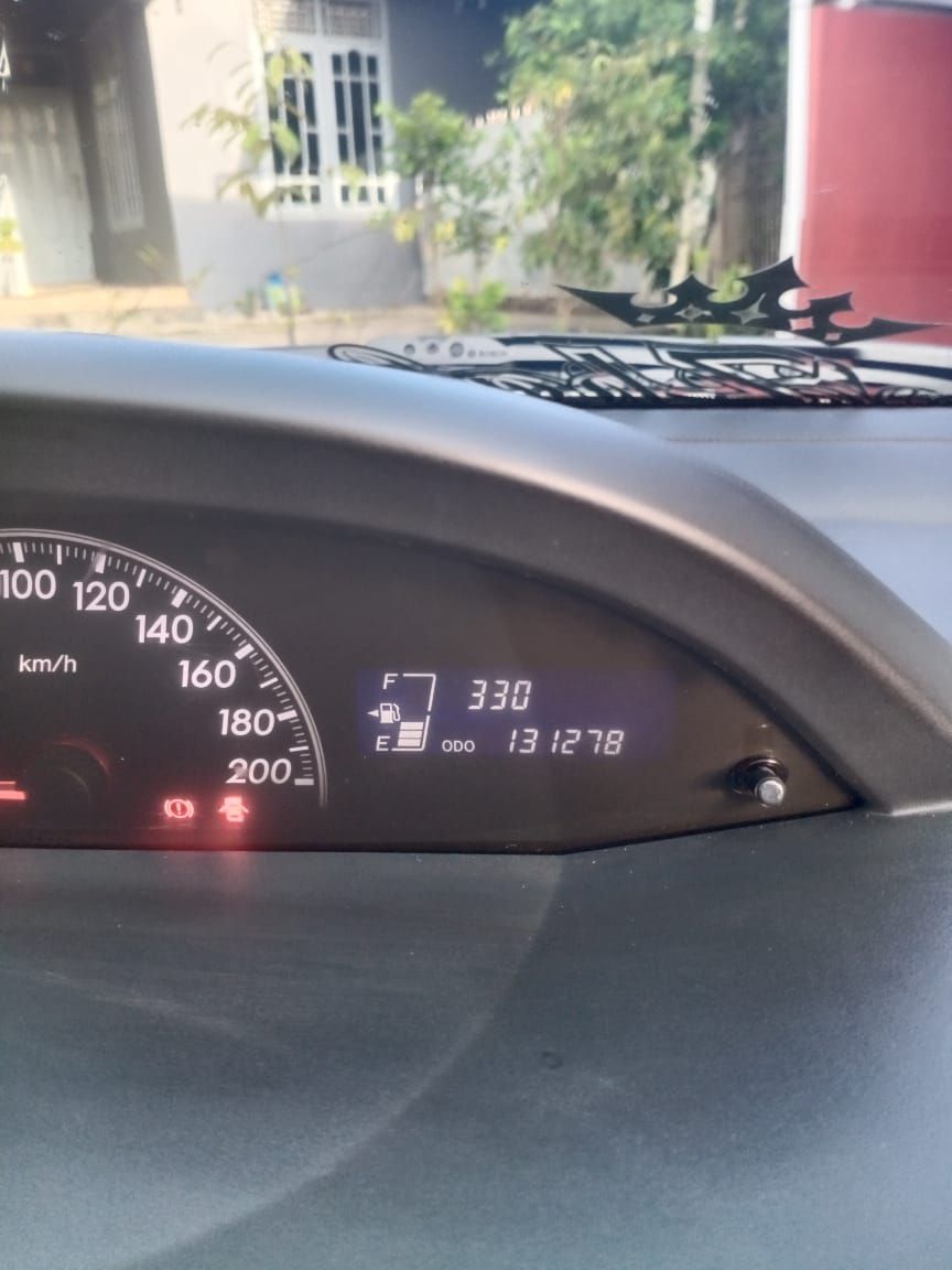 2012 Toyota Yaris E Grade M/T 2012 Toyota Yaris E Grade M/T