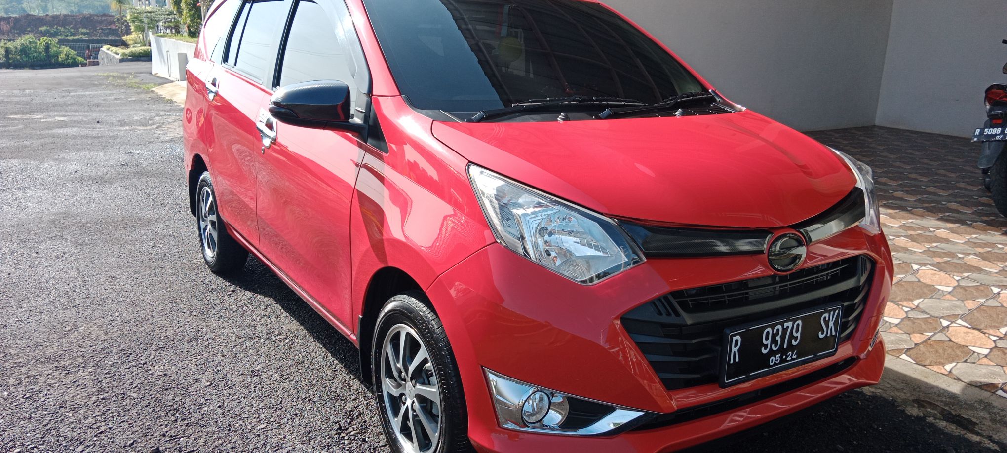 2012 Daihatsu Sigra 1.2 R DLX MT 2012 Daihatsu Sigra 1.2 R DLX MT
