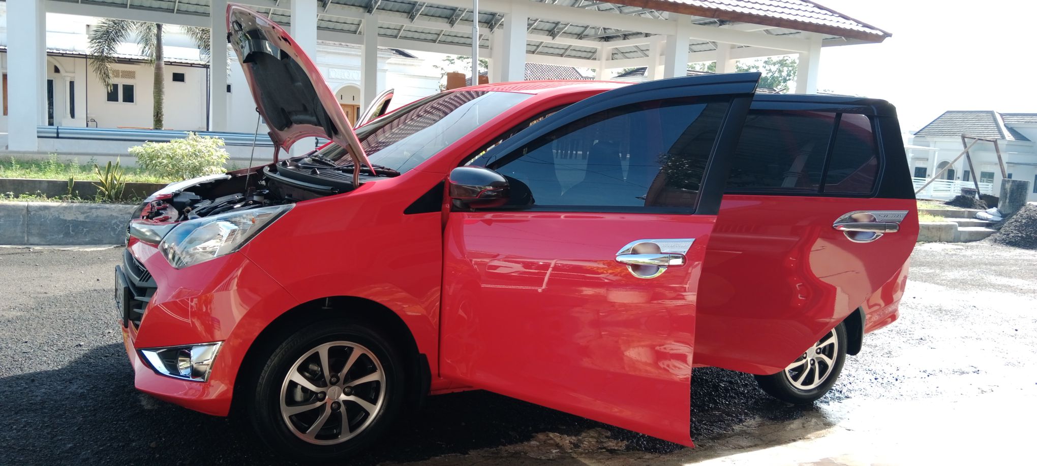 2012 Daihatsu Sigra 1.2 R DLX MT 2012 Daihatsu Sigra 1.2 R DLX MT