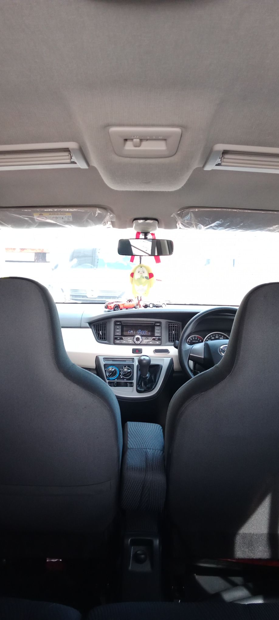 2012 Daihatsu Sigra 1.2 R DLX MT 2012 Daihatsu Sigra 1.2 R DLX MT