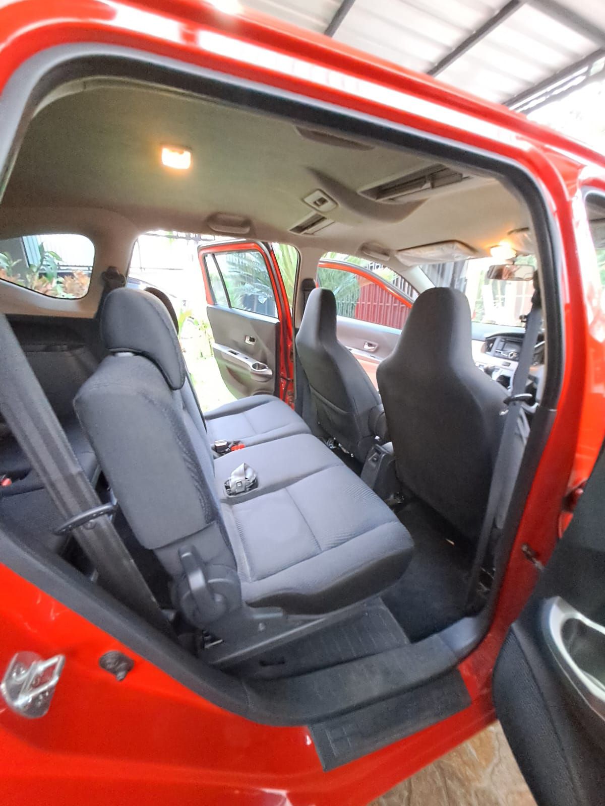 2012 Daihatsu Sigra 1.2 R DLX MT 2012 Daihatsu Sigra 1.2 R DLX MT