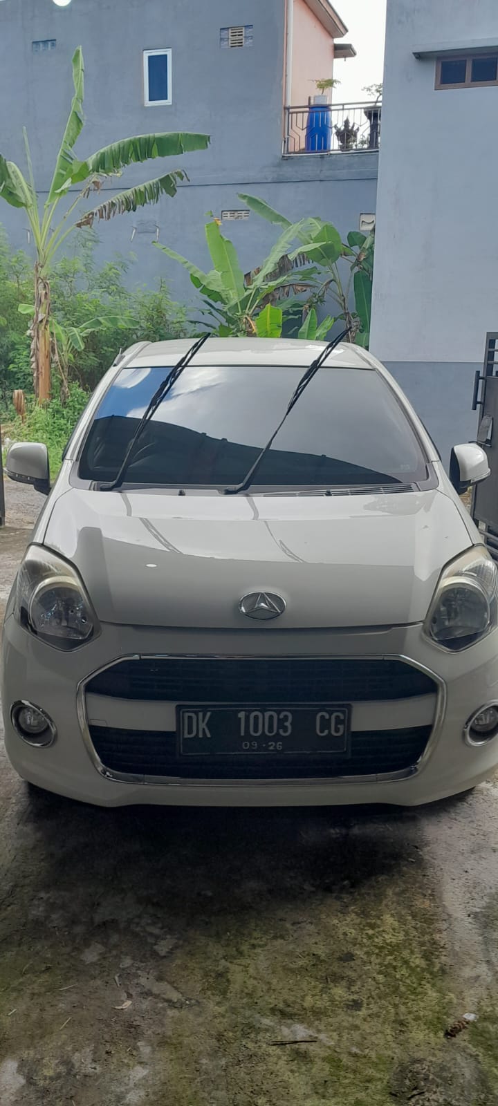 2016 Daihatsu Ayla  1.0 X AT 2016 Daihatsu Ayla  1.0 X AT