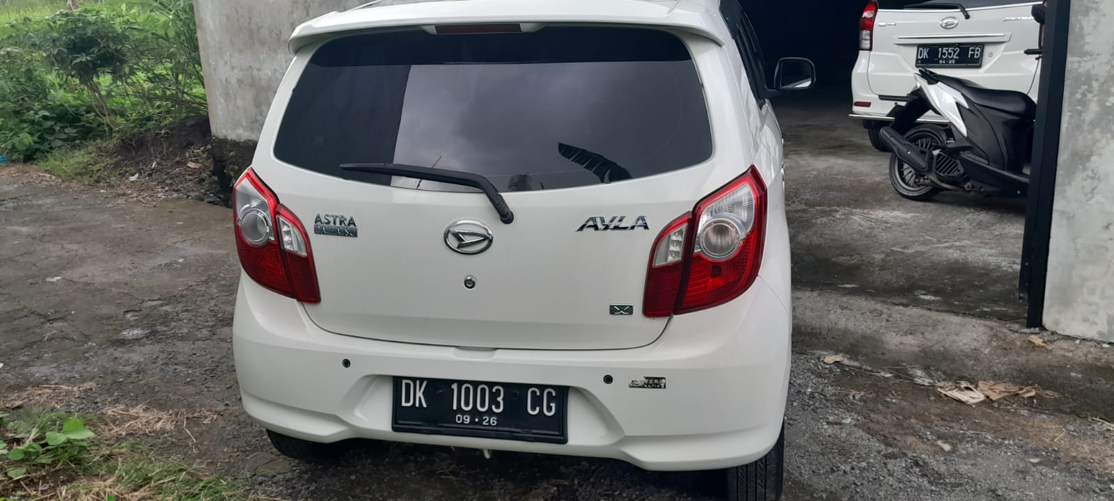 2016 Daihatsu Ayla  1.0 X AT 2016 Daihatsu Ayla  1.0 X AT