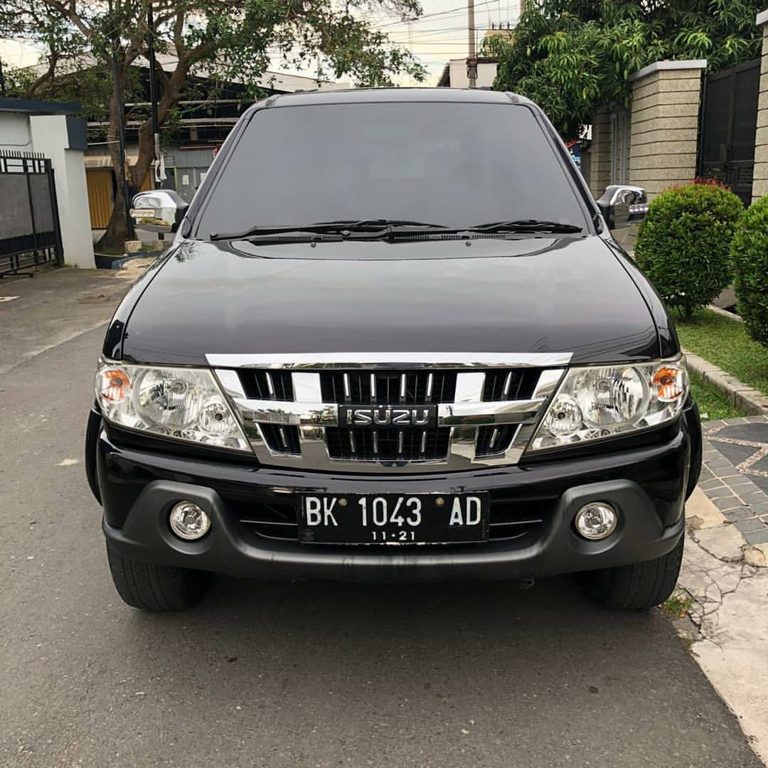 Second Hand 2016 Isuzu Panther Second Hand 2016 Isuzu Panther