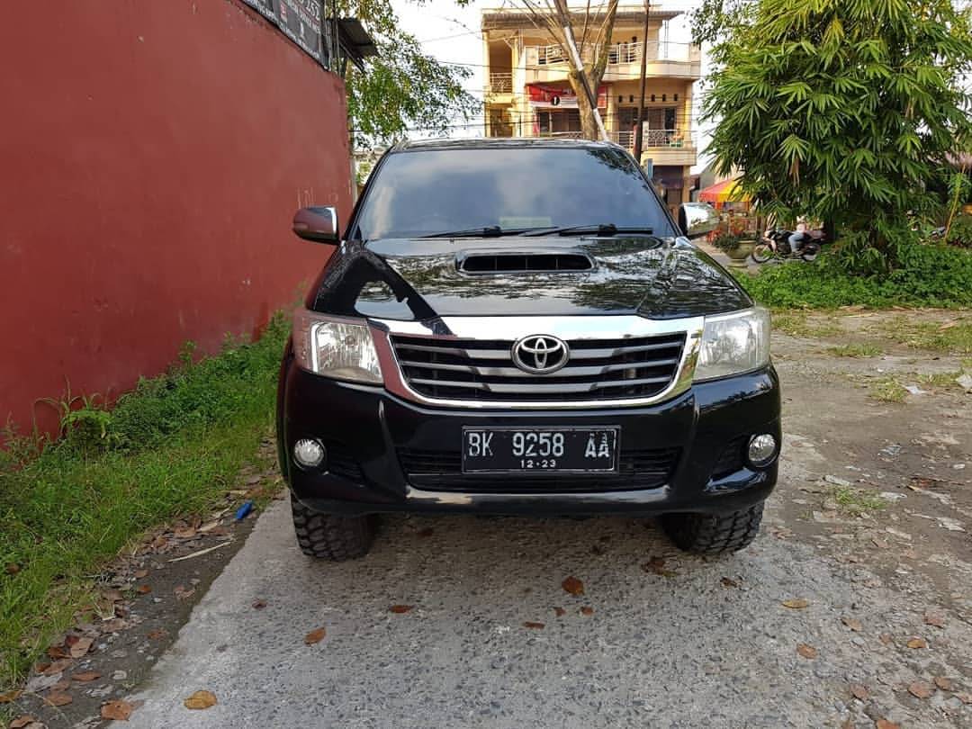 2012 Toyota Hilux Bekas 2012 Toyota Hilux Bekas