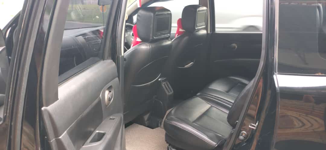 2012 Nissan Grand Livina 2012 Nissan Grand Livina