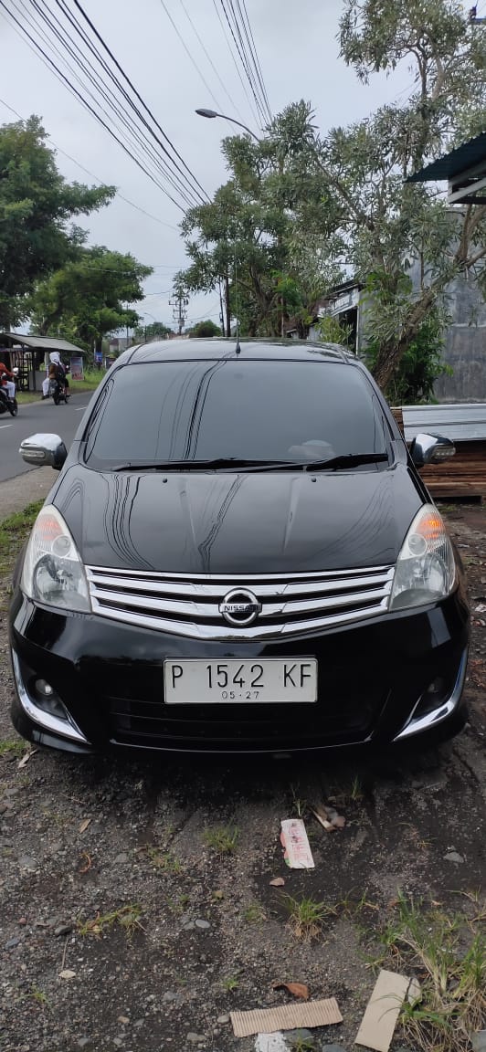 2012 Nissan Grand Livina 2012 Nissan Grand Livina