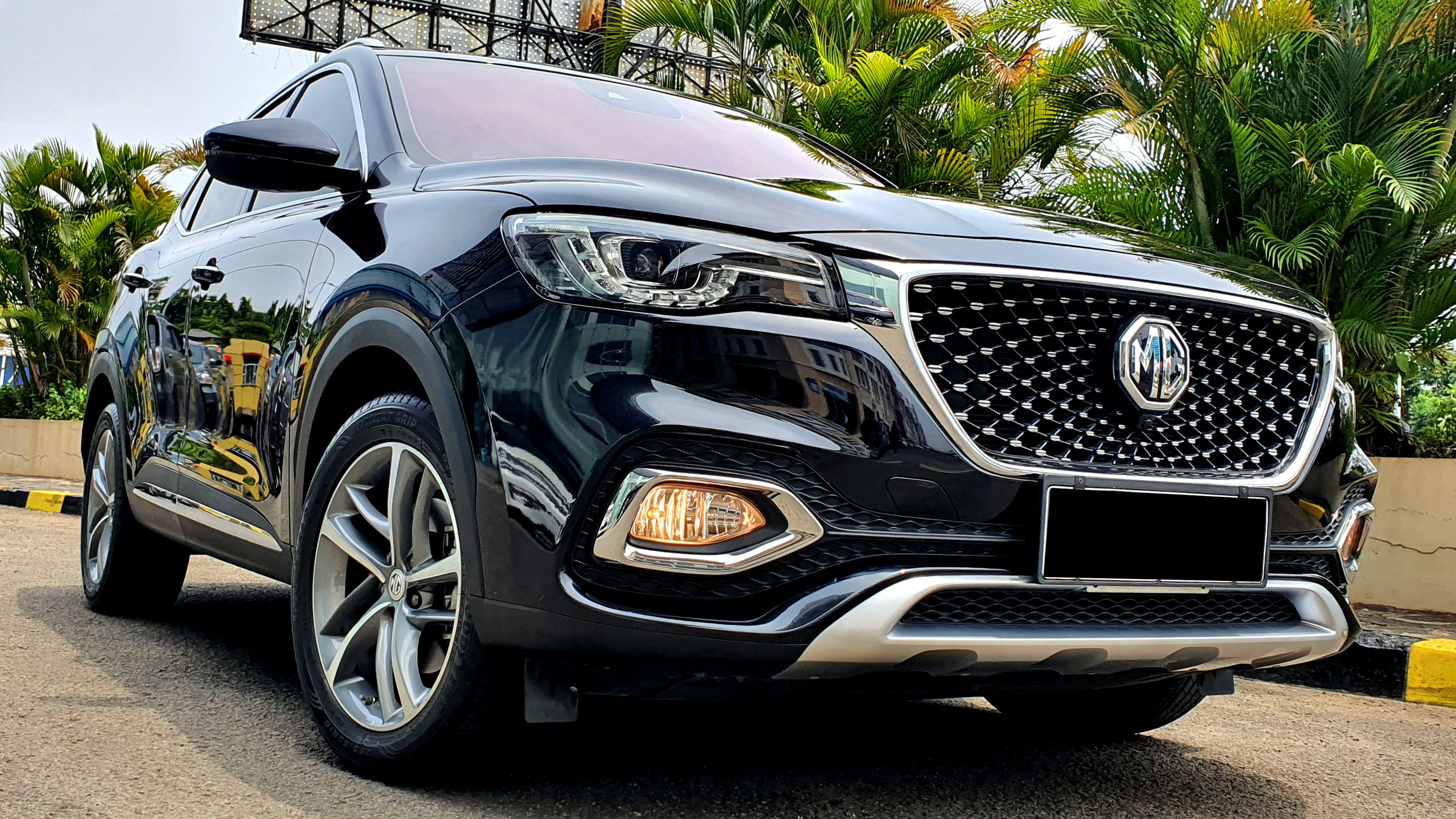 2021 MG HS 2021 MG HS