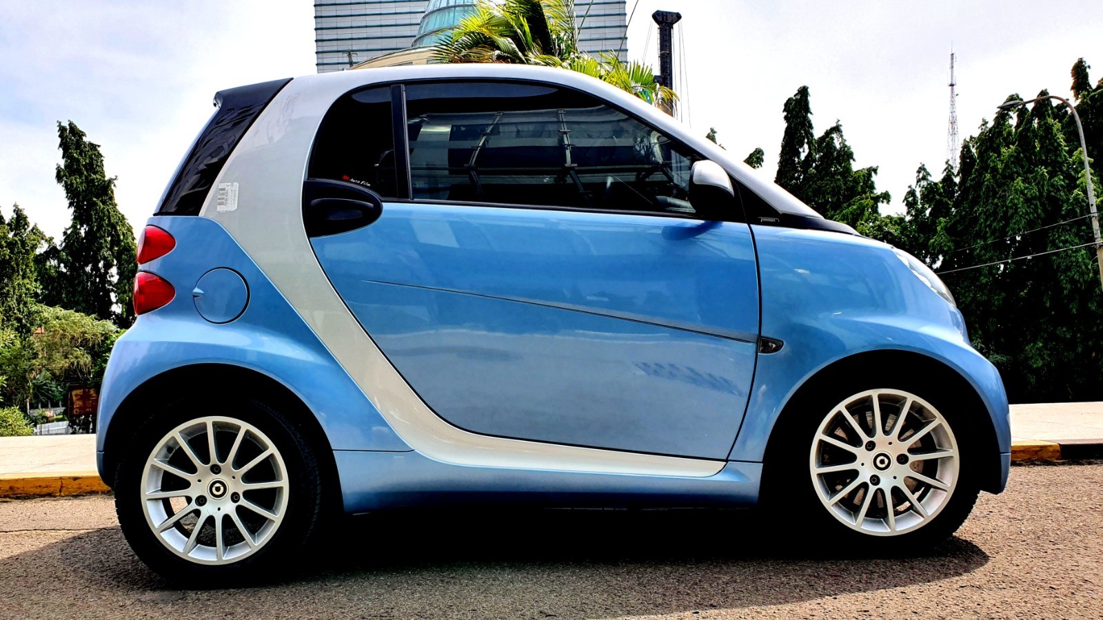 2011 Smart Fortwo 2011 Smart Fortwo