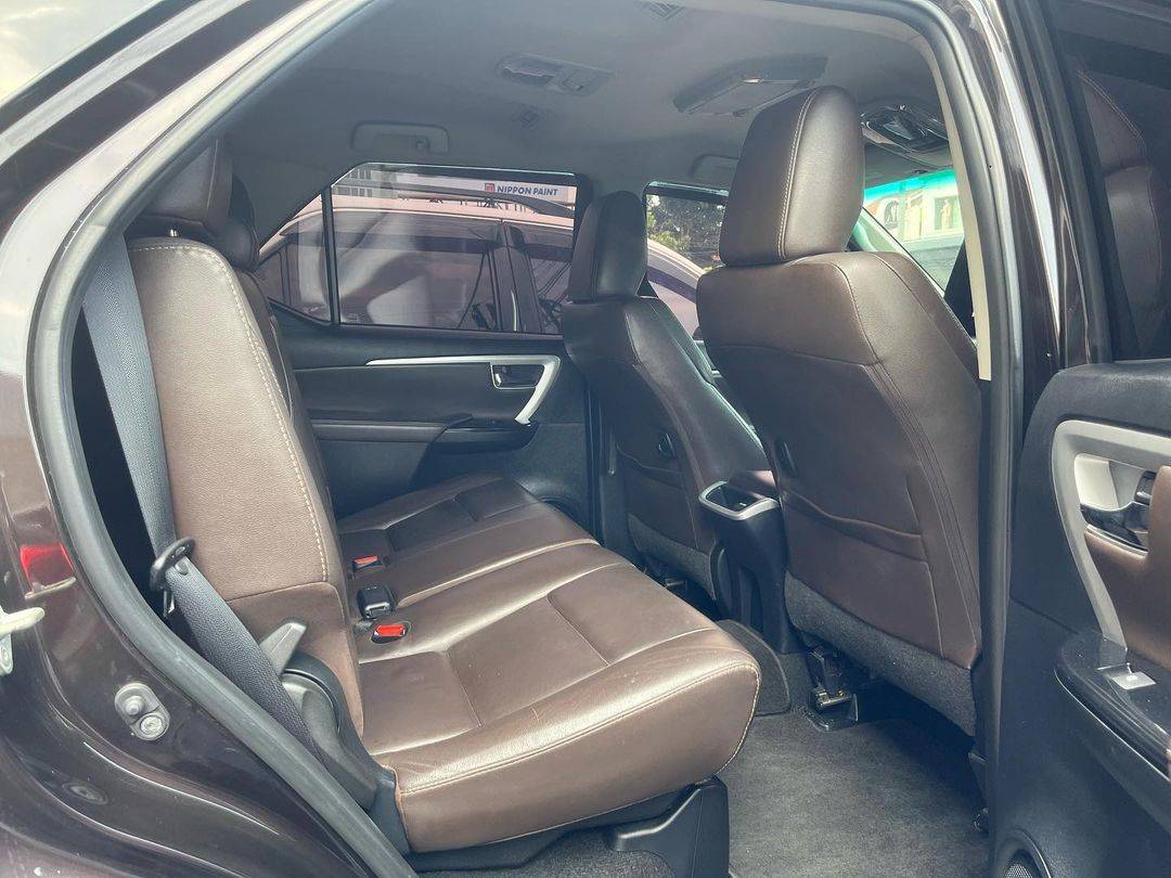 2017 Toyota Fortuner VRZ 4X2 TRD 2.4L AT 2017 Toyota Fortuner VRZ 4X2 TRD 2.4L AT