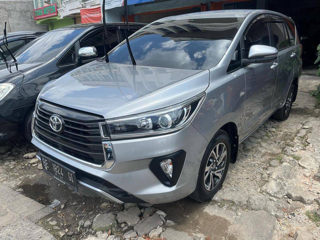 2021 Toyota Kijang Innova 2.0 V MT 2021 Toyota Kijang Innova 2.0 V MT