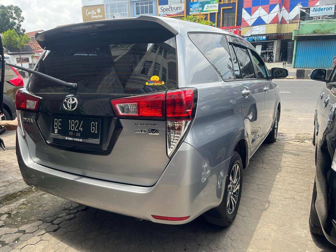 2021 Toyota Kijang Innova 2.0 V MT 2021 Toyota Kijang Innova 2.0 V MT