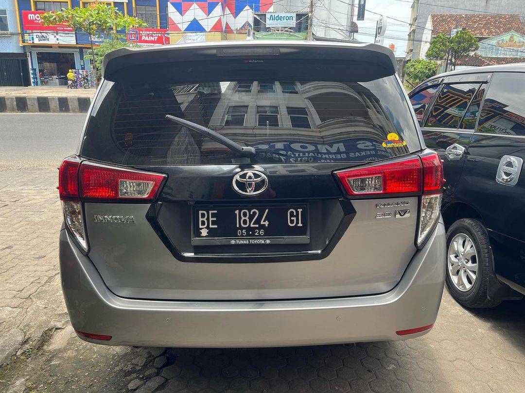 2021 Toyota Kijang Innova 2.0 V MT 2021 Toyota Kijang Innova 2.0 V MT