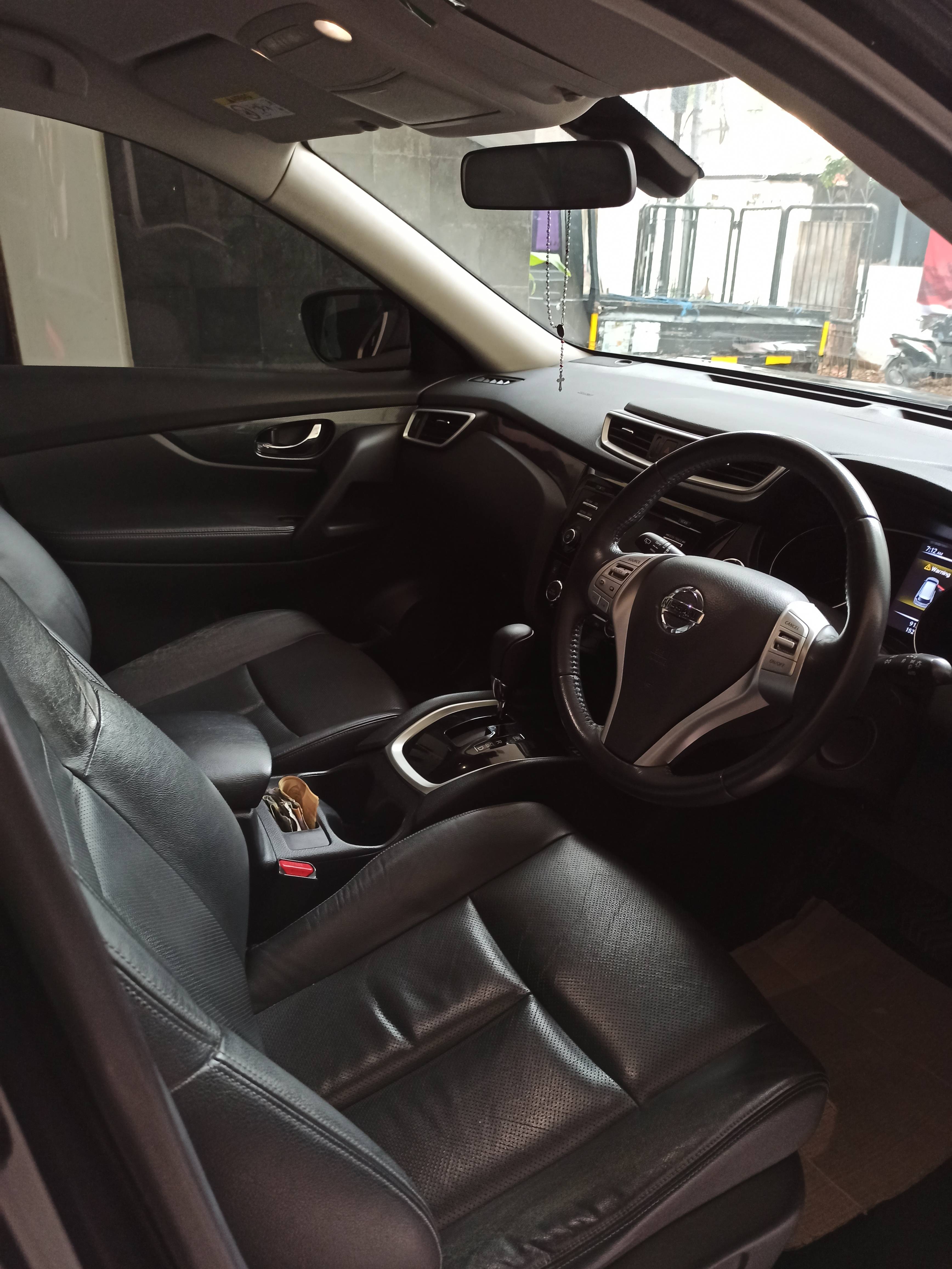 2014 Nissan X Trail 2.5L CVT AT 2014 Nissan X Trail 2.5L CVT AT