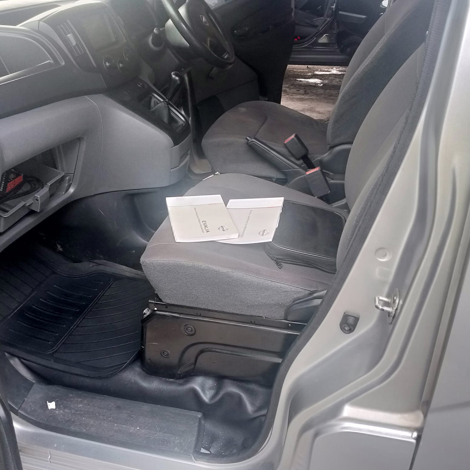 2013 Nissan Evalia 2013 Nissan Evalia