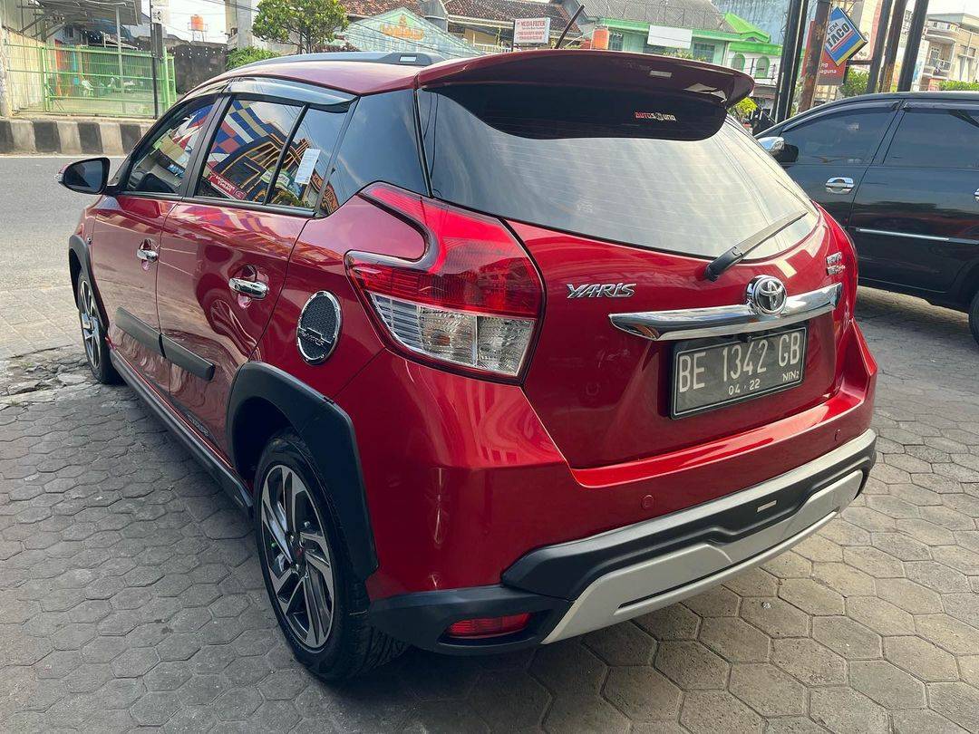 2017 Toyota Yaris Heykers 1.5L AT 2017 Toyota Yaris Heykers 1.5L AT