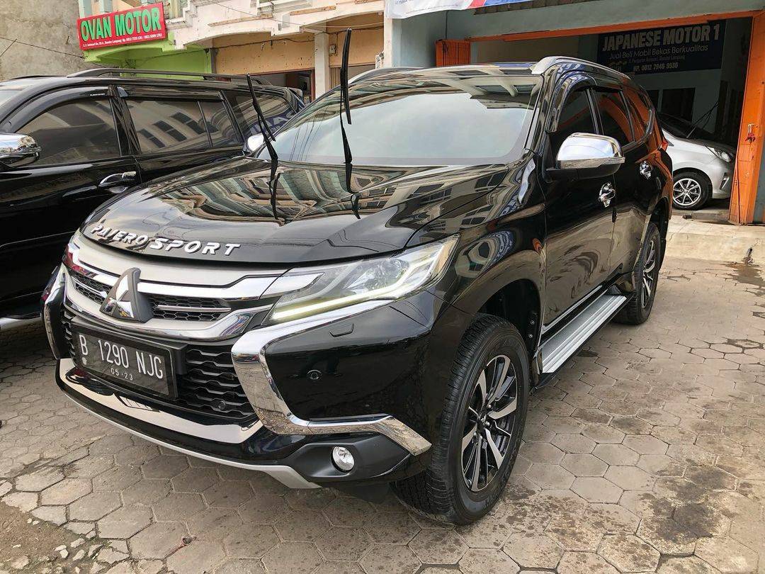 2018 Mitsubishi Pajero Sport Dakar AT 4x2 2018 Mitsubishi Pajero Sport Dakar AT 4x2
