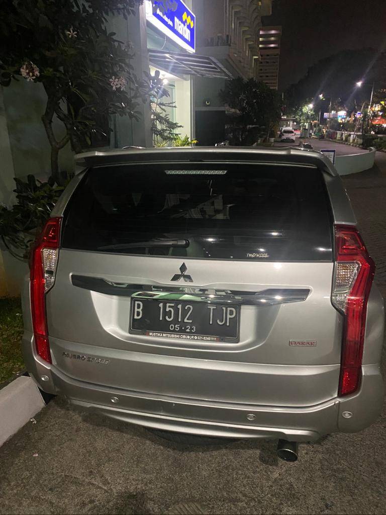 2018 Mitsubishi Pajero Sport Dakar AT 4x2 2018 Mitsubishi Pajero Sport Dakar AT 4x2