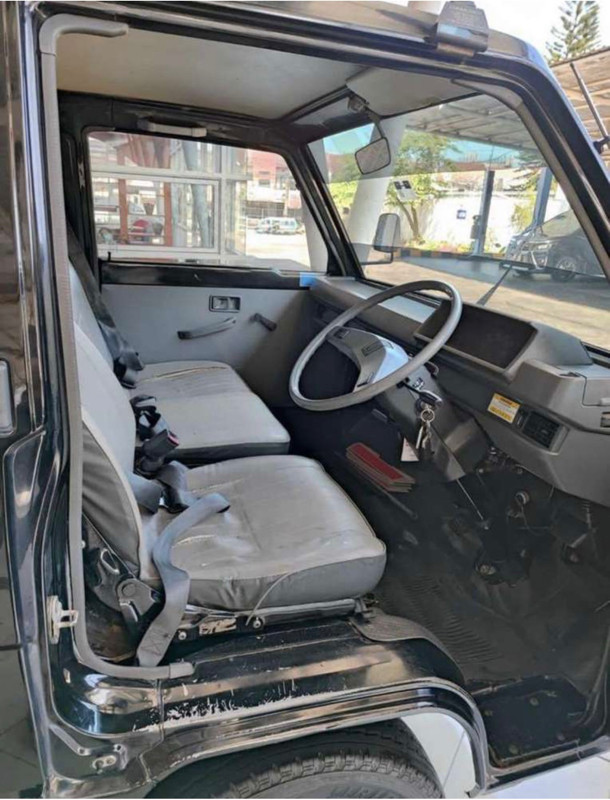 2018 Mitsubishi L300 2018 Mitsubishi L300