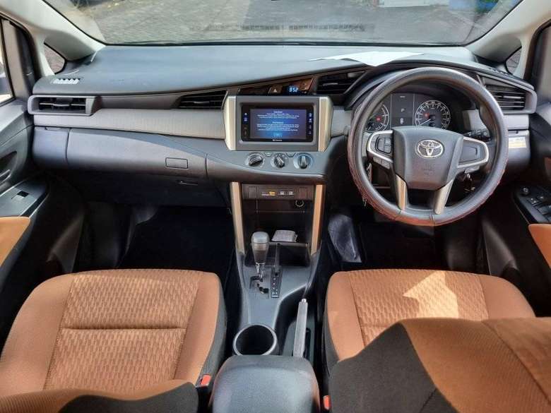 2019 Toyota Innova DIESEL G 2.4 AT 2019 Toyota Innova DIESEL G 2.4 AT