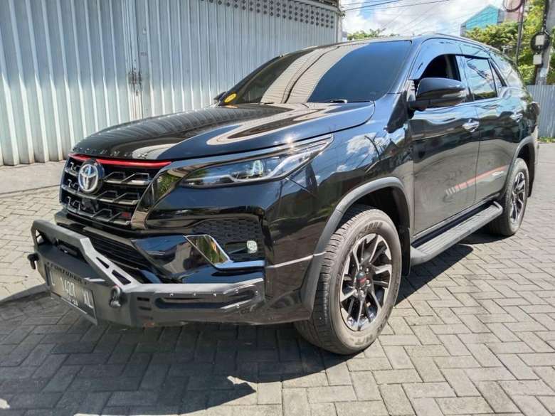 2021 Toyota Fortuner 2.4 VRZ AT 2.4 VRZ AT tua