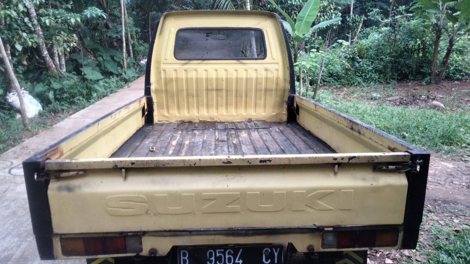 2004 Suzuki Futura 1.3 PICK UP M/T PU 2004 Suzuki Futura 1.3 PICK UP M/T PU