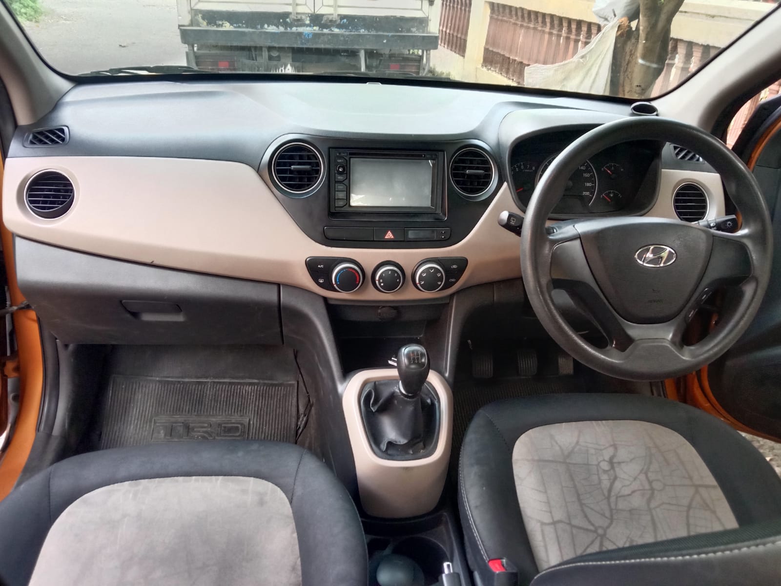 2014 Hyundai i10 1.1 GLS MT Limited 2014 Hyundai i10 1.1 GLS MT Limited