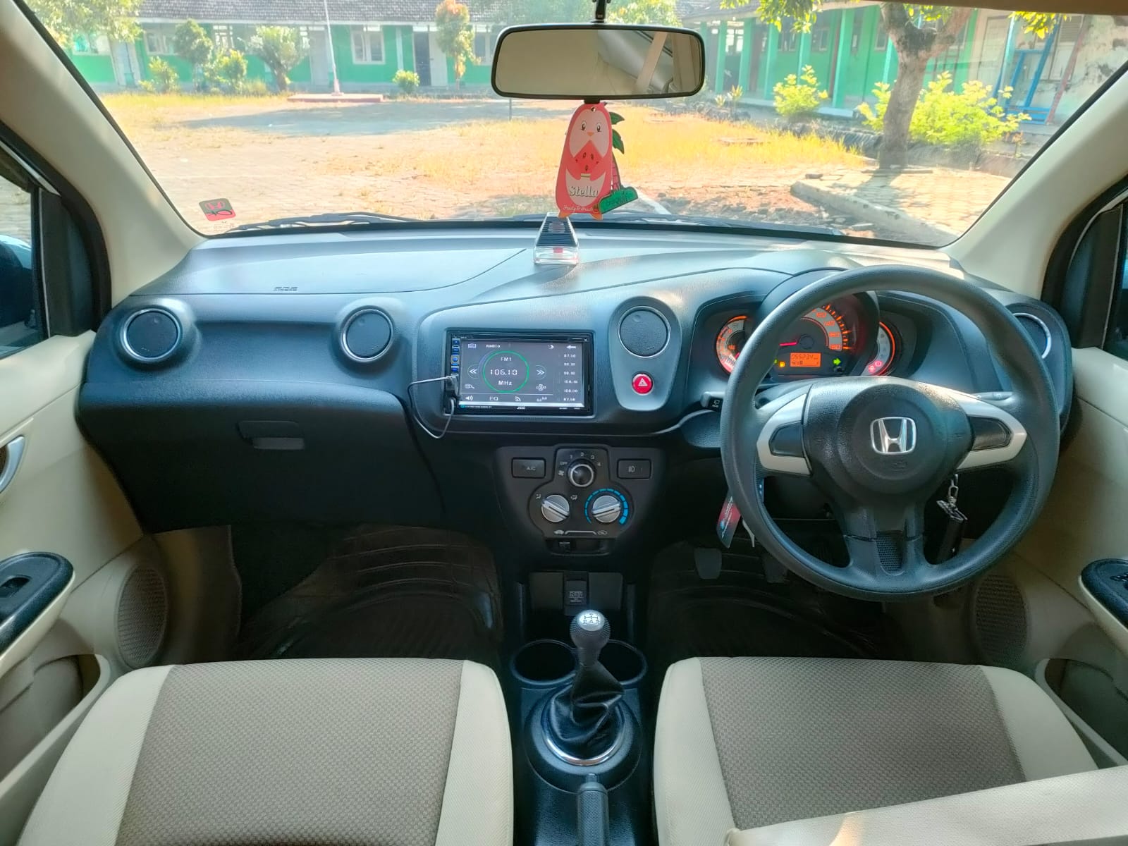 2014 Honda Brio 2014 Honda Brio