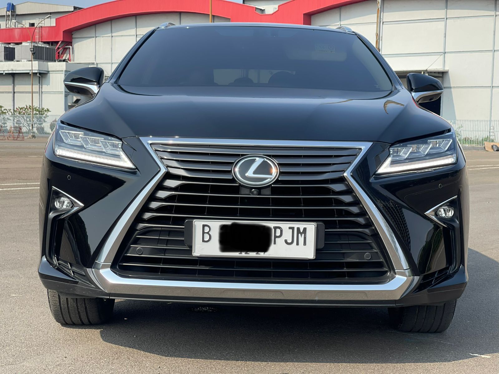 2017 Lexus RX 200T Luxury 4x2 AT Bekas 2017 Lexus RX 200T Luxury 4x2 AT Bekas
