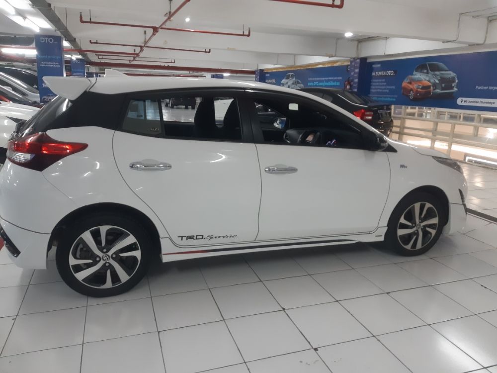 Dijual 2019 Toyota Yaris S TRD Sportivo 1.5L AT S TRD Sportivo 1.5L AT Bekas