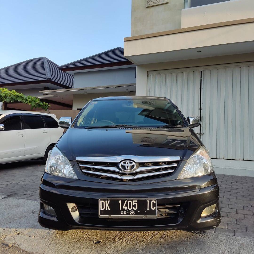 Second Hand 2010 Toyota Kijang Innova Second Hand 2010 Toyota Kijang Innova