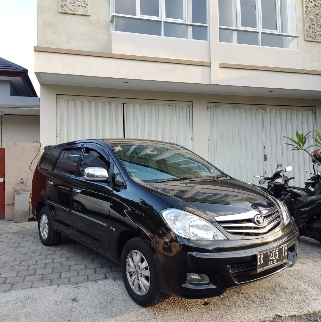 2010 Toyota Kijang Innova 2010 Toyota Kijang Innova