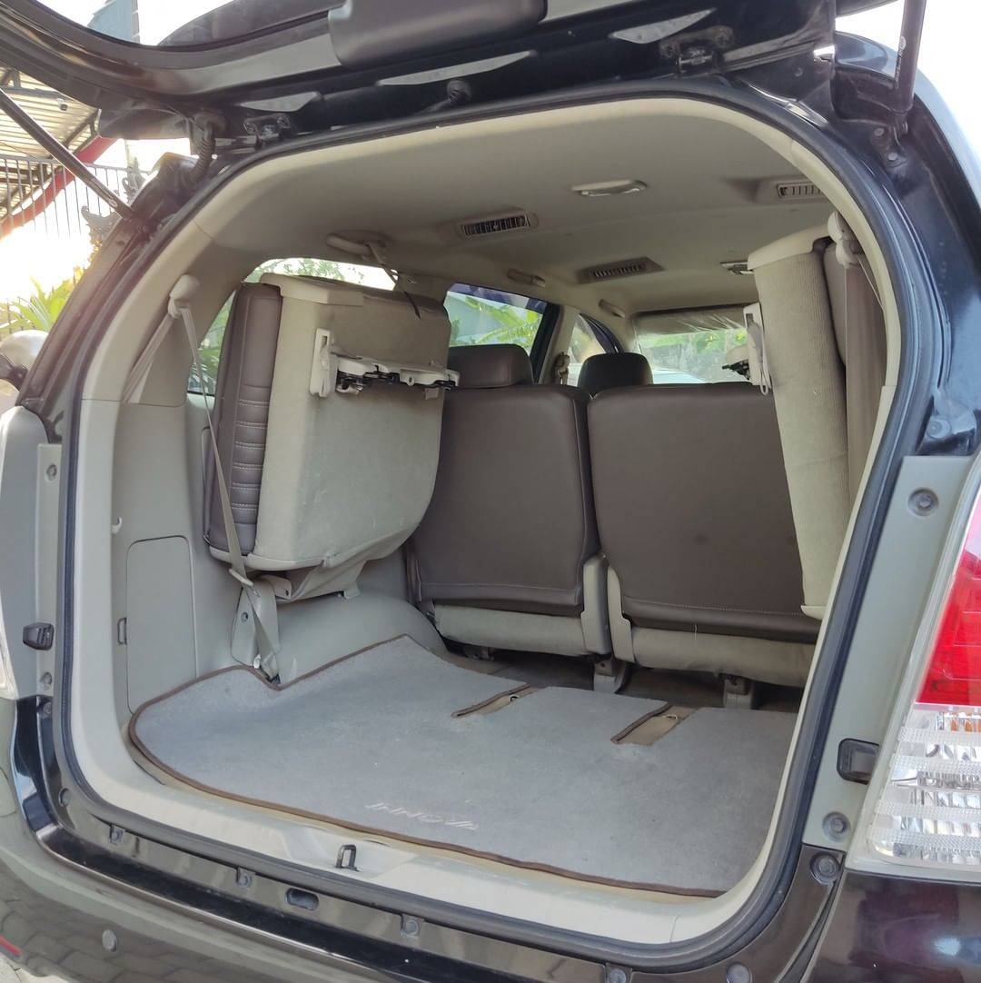 2010 Toyota Kijang Innova 2010 Toyota Kijang Innova