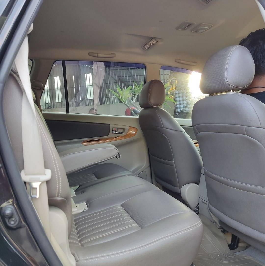 2010 Toyota Kijang Innova 2010 Toyota Kijang Innova