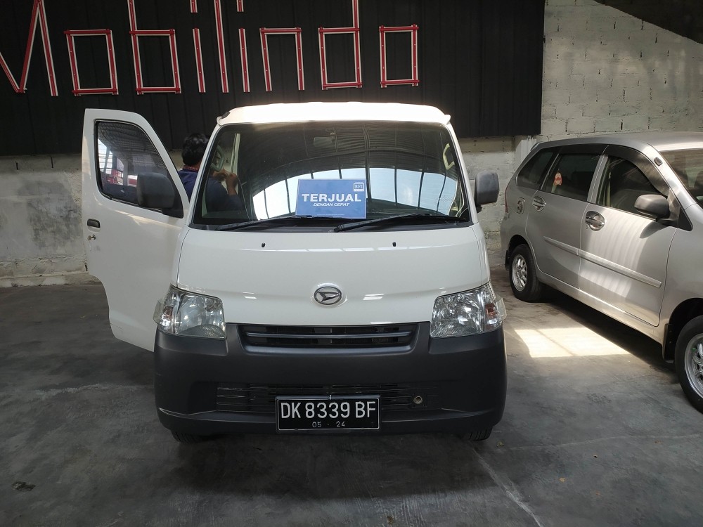 2014 Daihatsu Grand Max