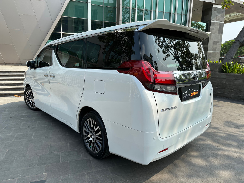 2017 Toyota Alphard 2.5 G A/T 2017 Toyota Alphard 2.5 G A/T