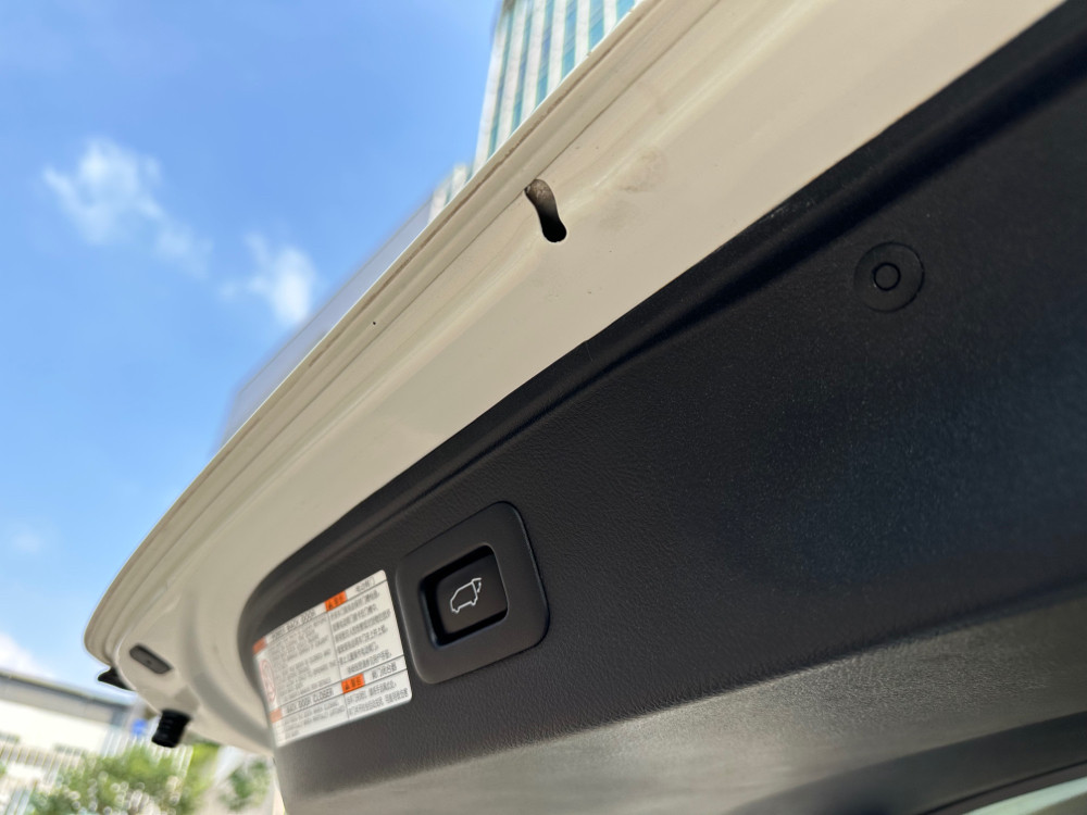 2017 Toyota Alphard 2.5 G A/T 2017 Toyota Alphard 2.5 G A/T