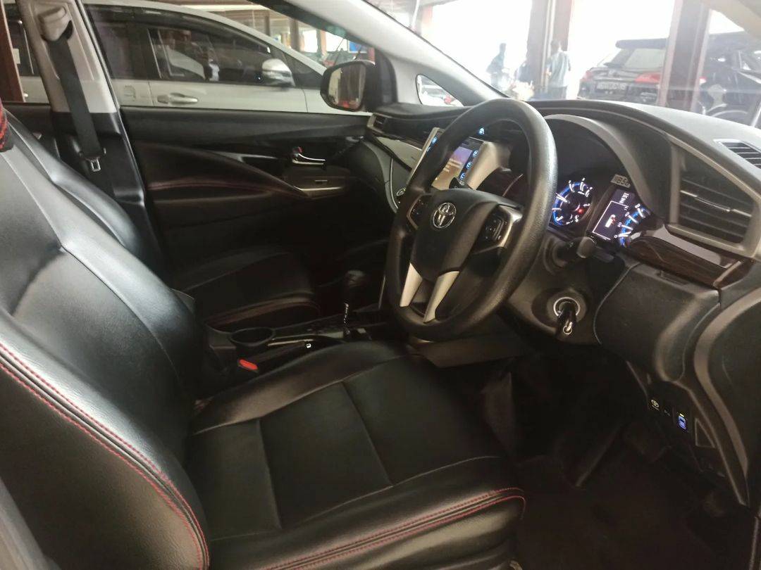 2018 Toyota Kijang Innova 2018 Toyota Kijang Innova