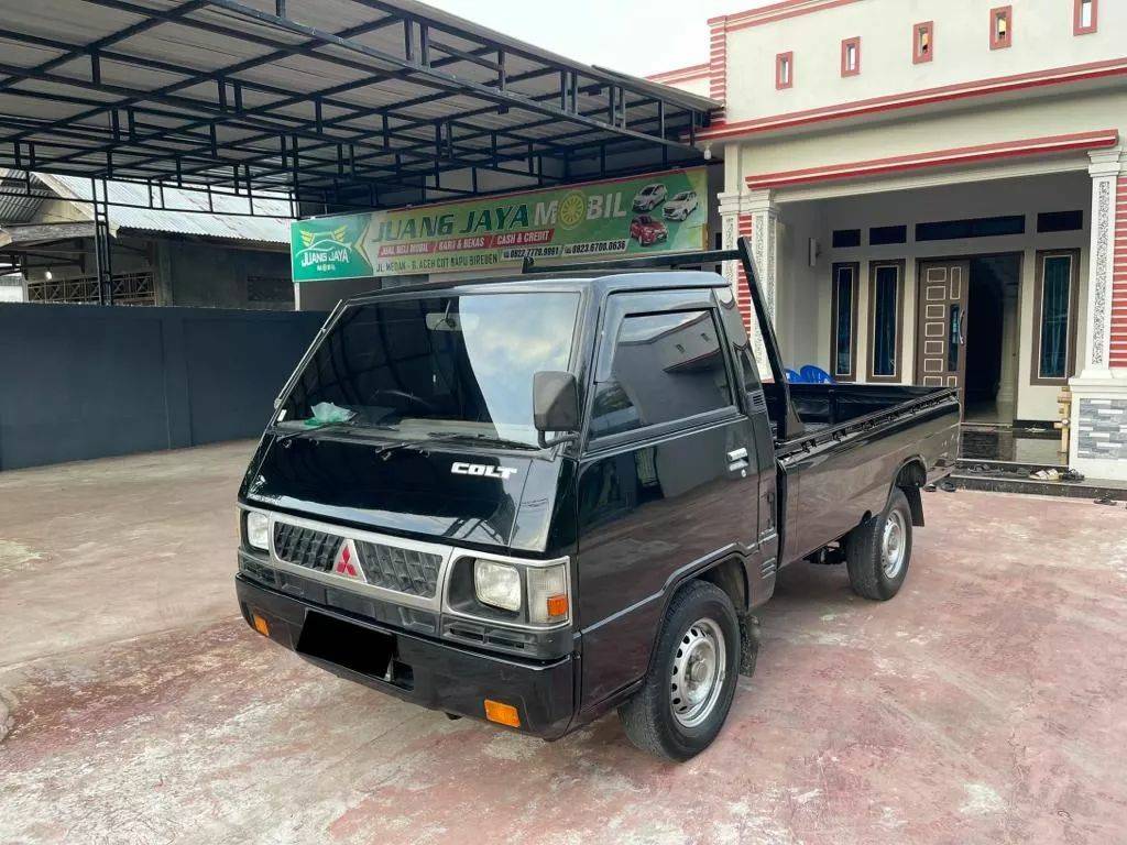 2017 Mitsubishi L300 2017 Mitsubishi L300