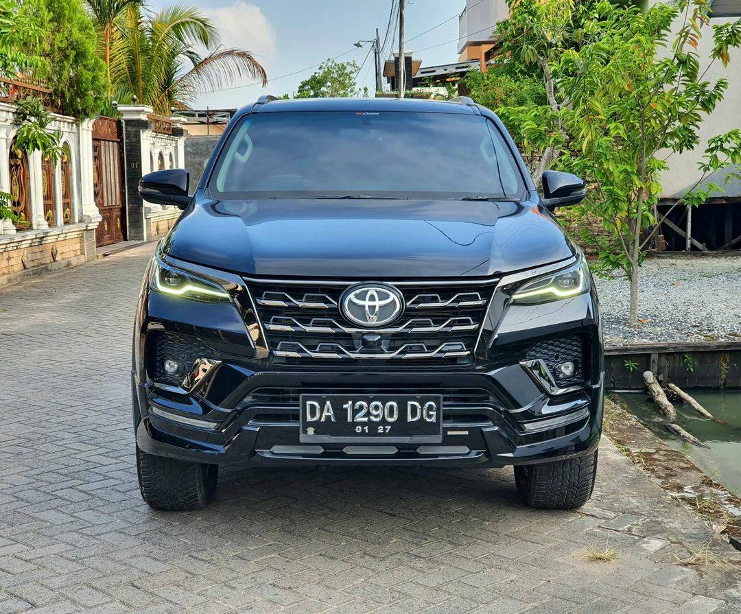 2021 Toyota Fortuner 4X2 2.5L AT TRD Bekas