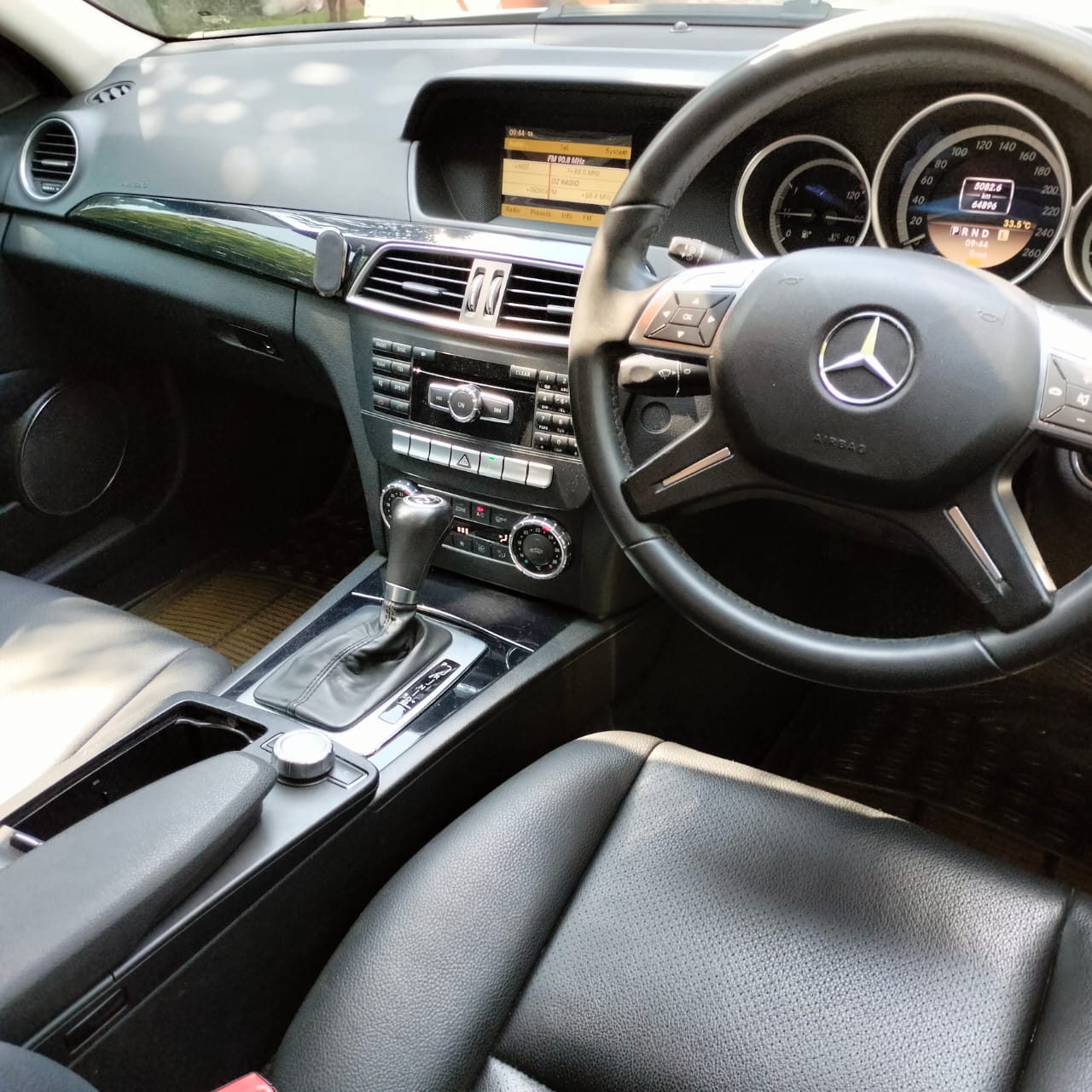 2012 Mercedes Benz C-Class  C 200 CGI CLASSIC 2012 Mercedes Benz C-Class  C 200 CGI CLASSIC