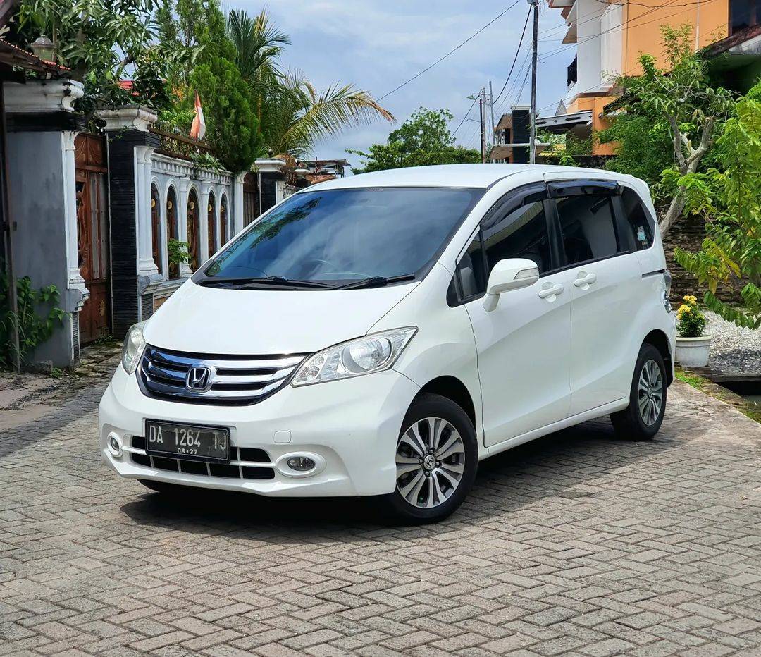 2014 Honda Freed  IVTEC S 1.5L AT 2014 Honda Freed  IVTEC S 1.5L AT