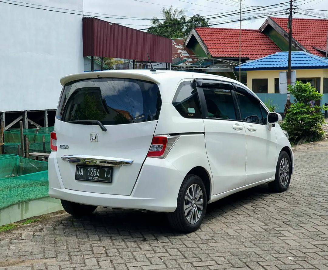 2014 Honda Freed  IVTEC S 1.5L AT 2014 Honda Freed  IVTEC S 1.5L AT