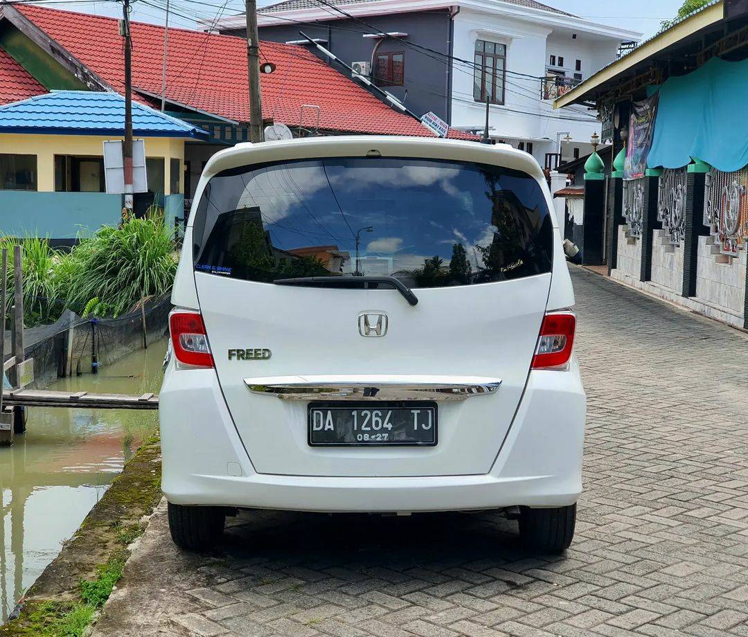 2014 Honda Freed  IVTEC S 1.5L AT 2014 Honda Freed  IVTEC S 1.5L AT