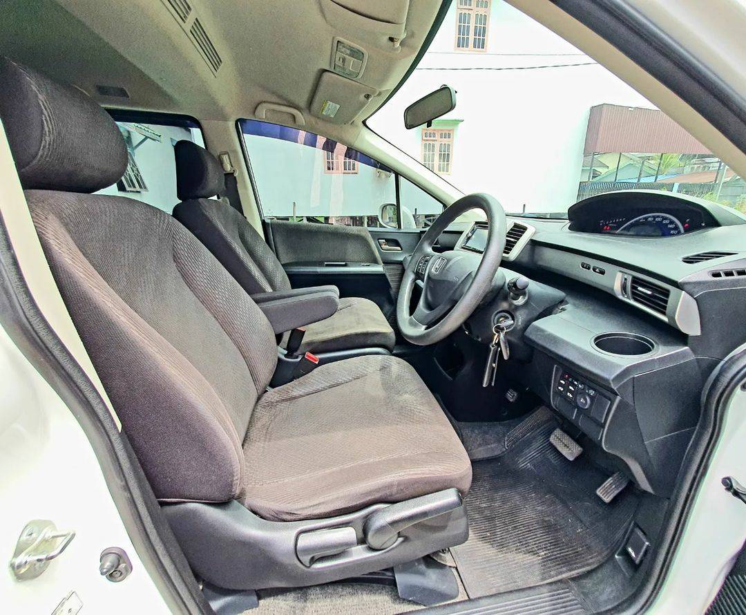 2014 Honda Freed  IVTEC S 1.5L AT 2014 Honda Freed  IVTEC S 1.5L AT