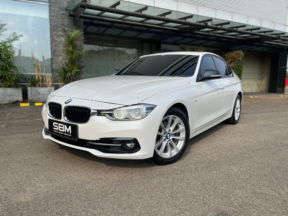 2016 BMW 3 Series Sedan