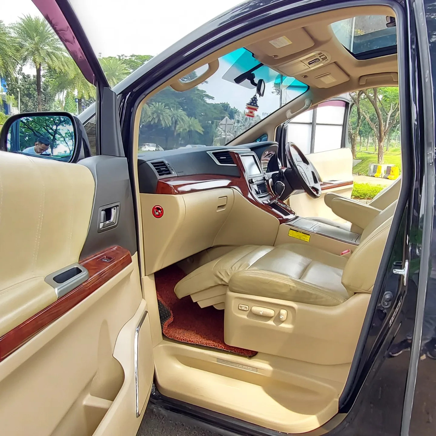 2010 Toyota Alphard 2010 Toyota Alphard