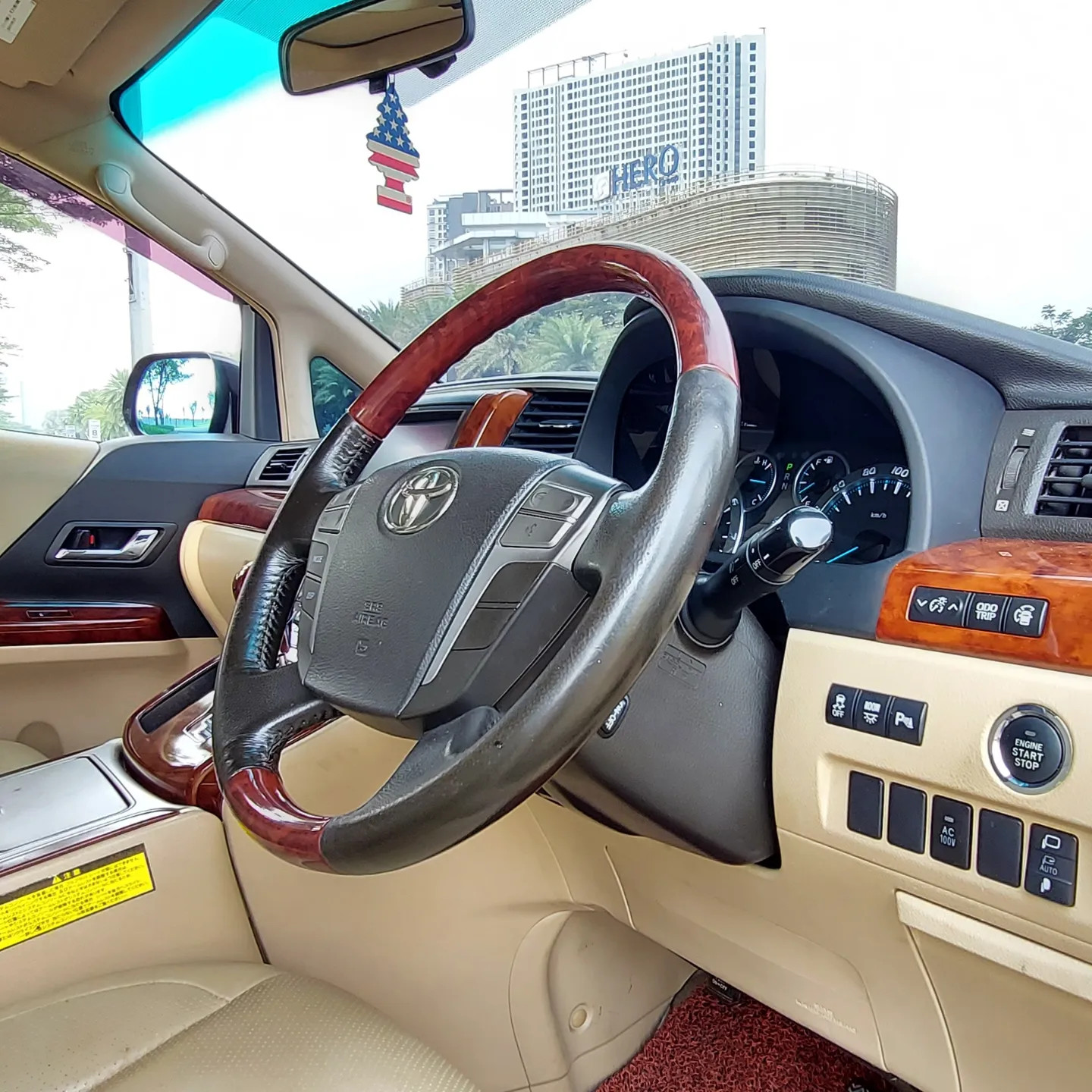 2010 Toyota Alphard 2010 Toyota Alphard